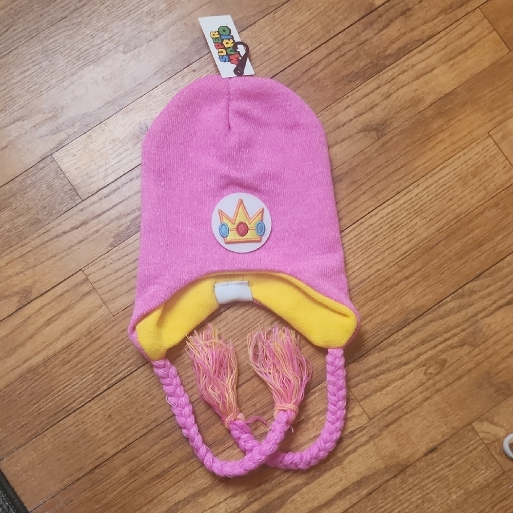 NWT Nintendo Super Mario Princess Peach Knit Beanie Hat